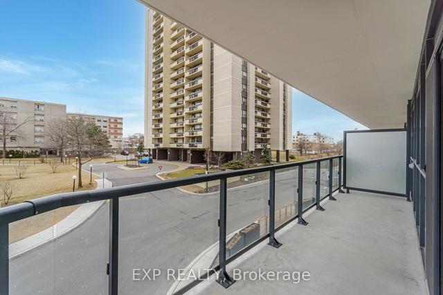 206 - 1461 Lawrence Ave W, Condo with 2 bedrooms, 2 bathrooms and 1 parking in Toronto ON | Image 18