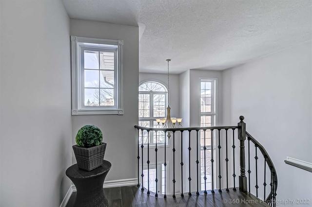 51 Stollar Blvd, House detached with 4 bedrooms, 4 bathrooms and 6 parking in Barrie ON | Image 5