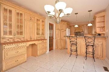 3659 Belvedere Cres, House detached with 4 bedrooms, 4 bathrooms and 6 parking in Mississauga ON | Image 4