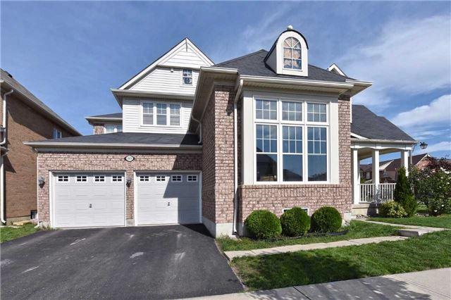 223 Robirwin St, House detached with 4 bedrooms, 3 bathrooms and 4 parking in Whitchurch Stouffville ON | Image 3
