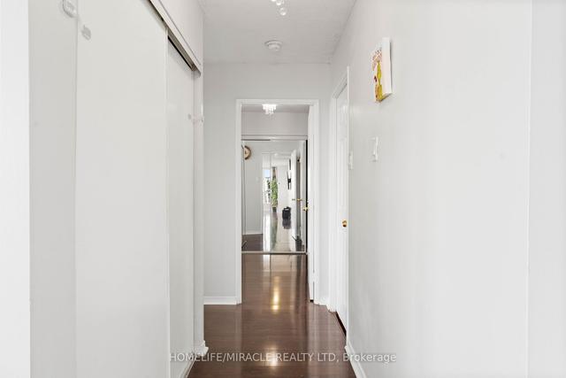 1204 - 2901 Kipling Ave, Condo with 2 bedrooms, 2 bathrooms and 1 parking in Toronto ON | Image 4