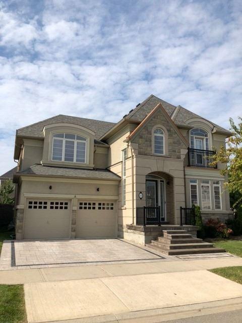 537 Daniel Clarke Way, House detached with 4 bedrooms, 4 bathrooms and 4 parking in Oakville ON | Image 1