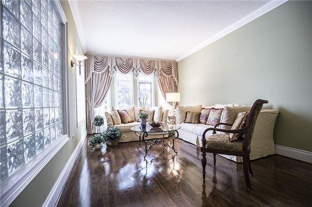U2 - 72 Cassandra Cres, House detached with 1 bedrooms, 1 bathrooms and 1 parking in Richmond Hill ON | Image 3