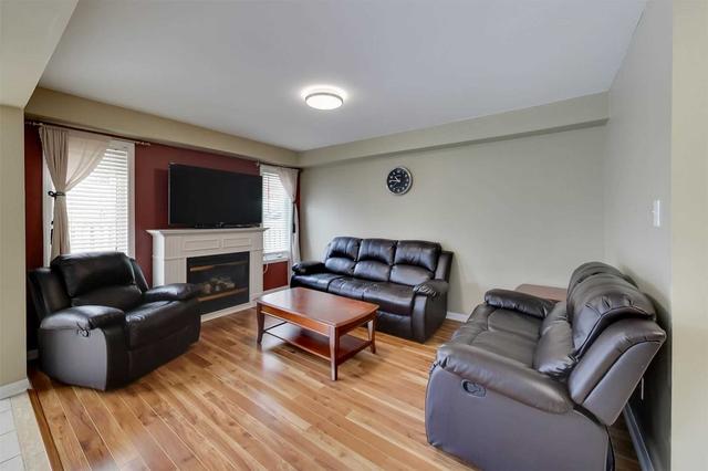16 Succession Cres, House attached with 4 bedrooms, 3 bathrooms and 2 parking in Barrie ON | Image 25