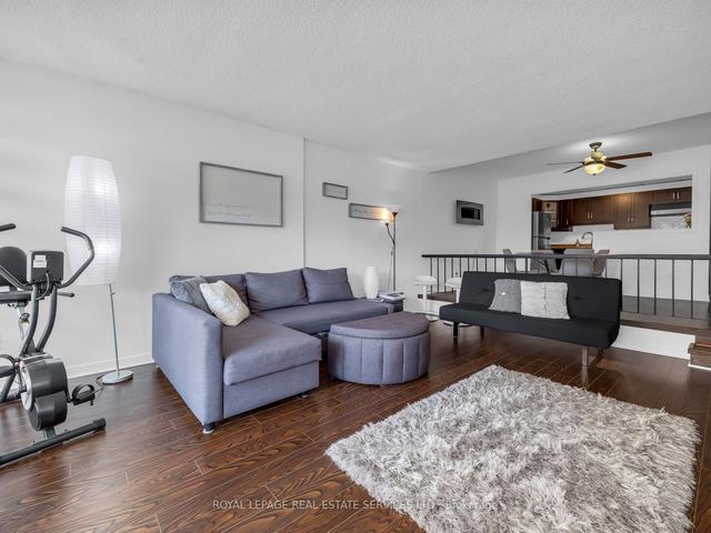 201 - 20 Speers Rd, Condo with 3 bedrooms, 2 bathrooms and 1 parking in Oakville ON | Image 20