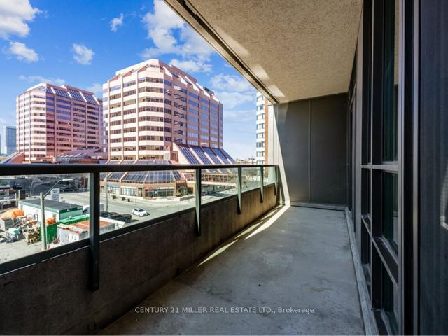 507 - 208 Enfield Pl W, Condo with 2 bedrooms, 2 bathrooms and 1 parking in Mississauga ON | Image 10