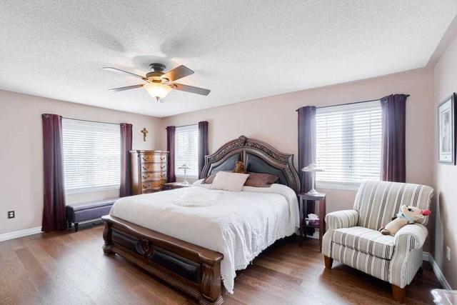 63 Penbridge Circ, House detached with 4 bedrooms, 3 bathrooms and 6 parking in Brampton ON | Image 22