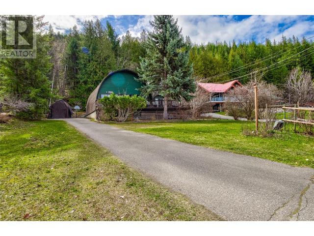 3580 Eagle Bay Road, House detached with 3 bedrooms, 2 bathrooms and null parking in Columbia Shuswap C BC | Image 42