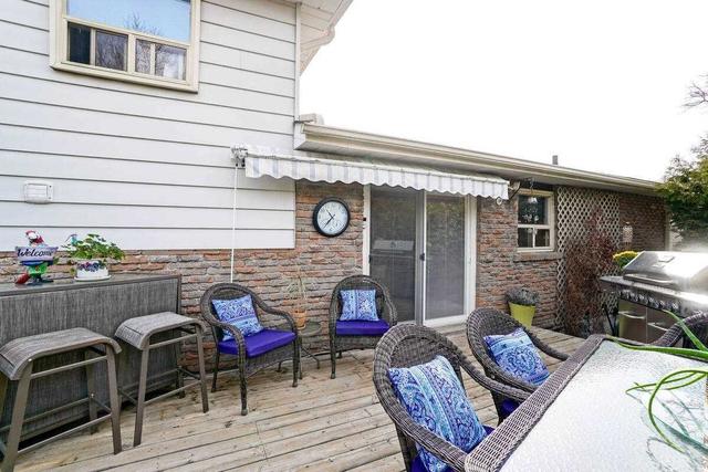 133 Salisbury Circ, House semidetached with 4 bedrooms, 2 bathrooms and 3 parking in Brampton ON | Image 17
