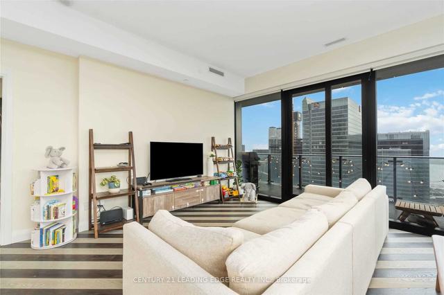 4004 - 224 King St W, Condo with 2 bedrooms, 2 bathrooms and 1 parking in Toronto ON | Image 27