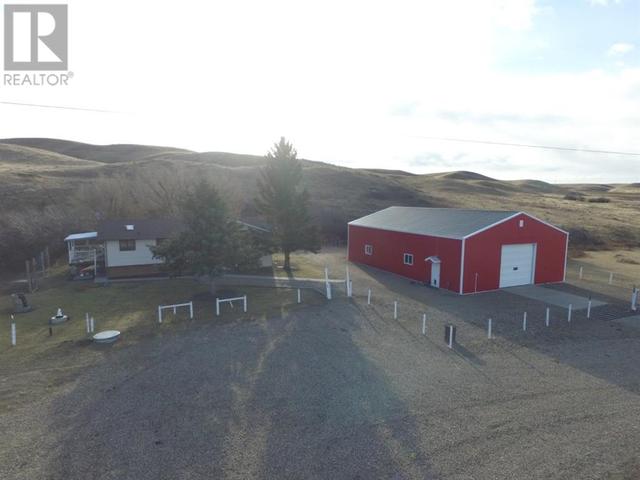11203 B Hwy 41, Home with 5 bedrooms, 2 bathrooms and null parking in Cypress County AB | Image 1