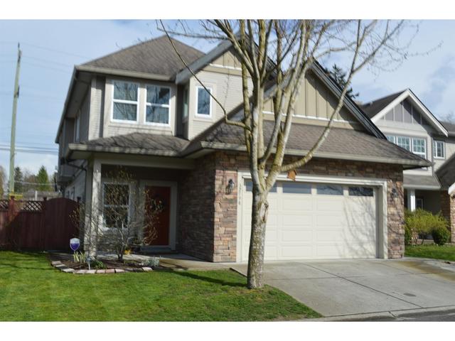 32798 Hood Street, House detached with 5 bedrooms, 3 bathrooms and 5 parking in Mission BC | Card Image