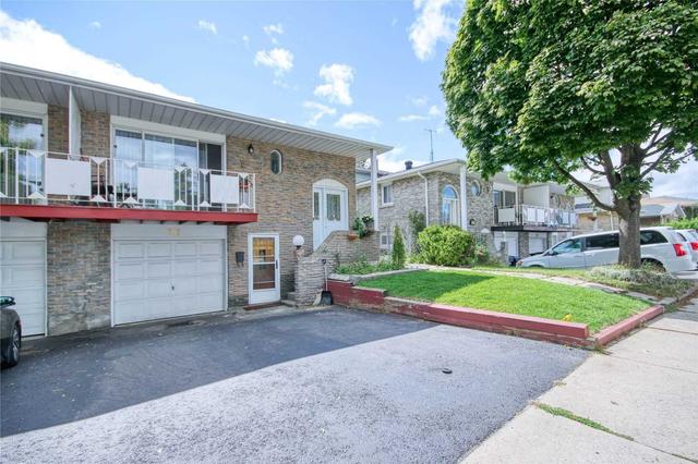 311 Hansen Rd N, House semidetached with 4 bedrooms, 3 bathrooms and 3 parking in Brampton ON | Image 12