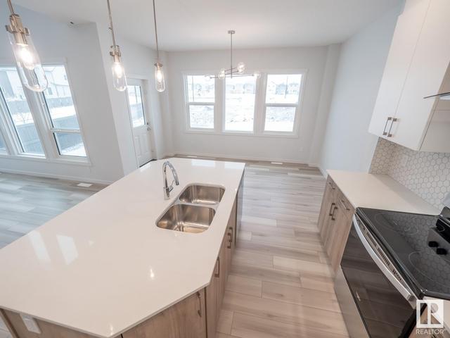 1667 12 St Nw, House detached with 3 bedrooms, 3 bathrooms and null parking in Edmonton AB | Image 11