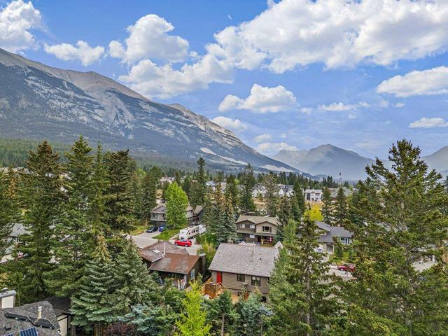 3 Cougar Court, House detached with 5 bedrooms, 3 bathrooms and 4 parking in Canmore AB | Image 38