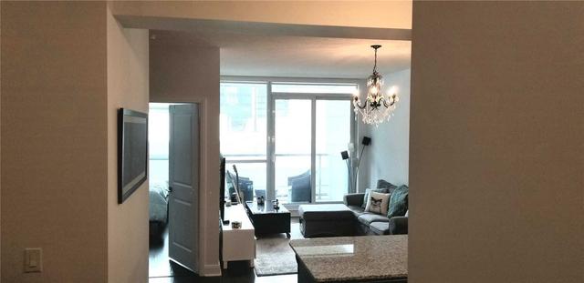 506 - 1 Scott St, Condo with 1 bedrooms, 1 bathrooms and 1 parking in Toronto ON | Image 6