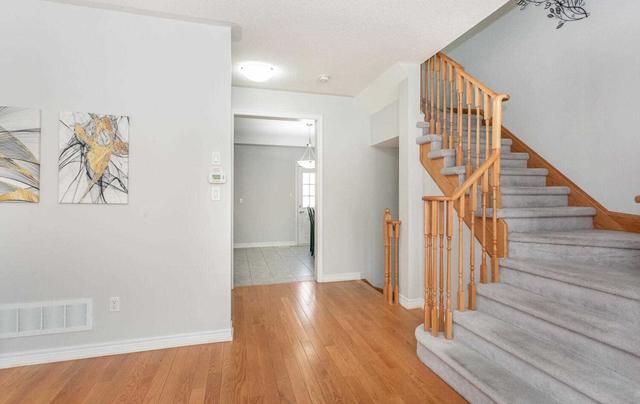 5 Berringer Grve, House attached with 3 bedrooms, 4 bathrooms and 2 parking in Brampton ON | Image 11