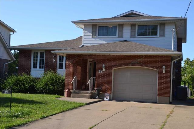 17 Stonegate Dr, House detached with 3 bedrooms, 3 bathrooms and 2 parking in St. Catharines ON | Image 2