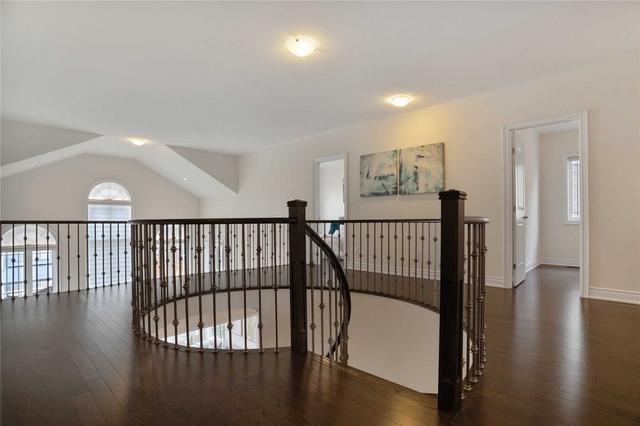 32 Chesney Cres, House detached with 4 bedrooms, 4 bathrooms and 5 parking in Vaughan ON | Image 28