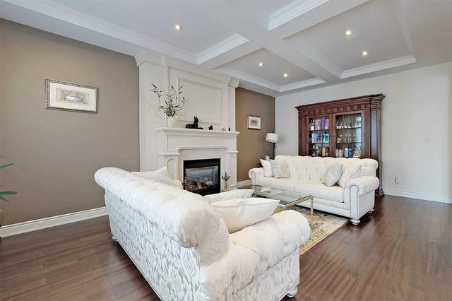 127 Allison Ann Way, House detached with 4 bedrooms, 4 bathrooms and 5 parking in Vaughan ON | Image 5