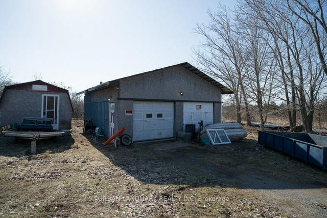 703 County Road 24 Rd, House detached with 2 bedrooms, 3 bathrooms and 15 parking in Prince Edward County ON | Image 20