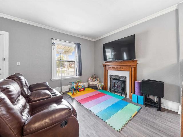 102 Arthur St, House detached with 3 bedrooms, 2 bathrooms and 1 parking in Brantford ON | Image 33
