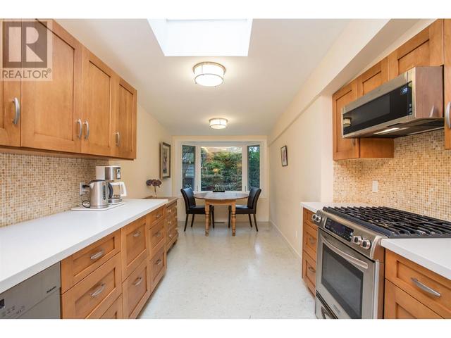4315 Keith Road, House detached with 4 bedrooms, 2 bathrooms and 5 parking in West Vancouver BC | Image 7