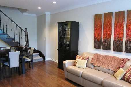 th211 - 8 Humberstone Dr, Townhouse with 3 bedrooms, 3 bathrooms and 2 parking in Toronto ON | Image 2