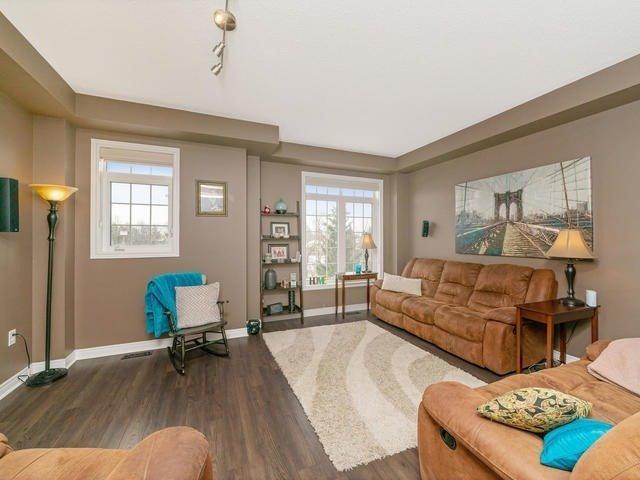 8 Tiffany Lane, House attached with 3 bedrooms, 3 bathrooms and 1 parking in Halton Hills ON | Image 5