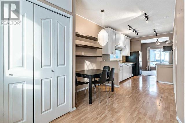 926 5 Avenue Ne, House detached with 2 bedrooms, 1 bathrooms and 2 parking in Calgary AB | Image 6