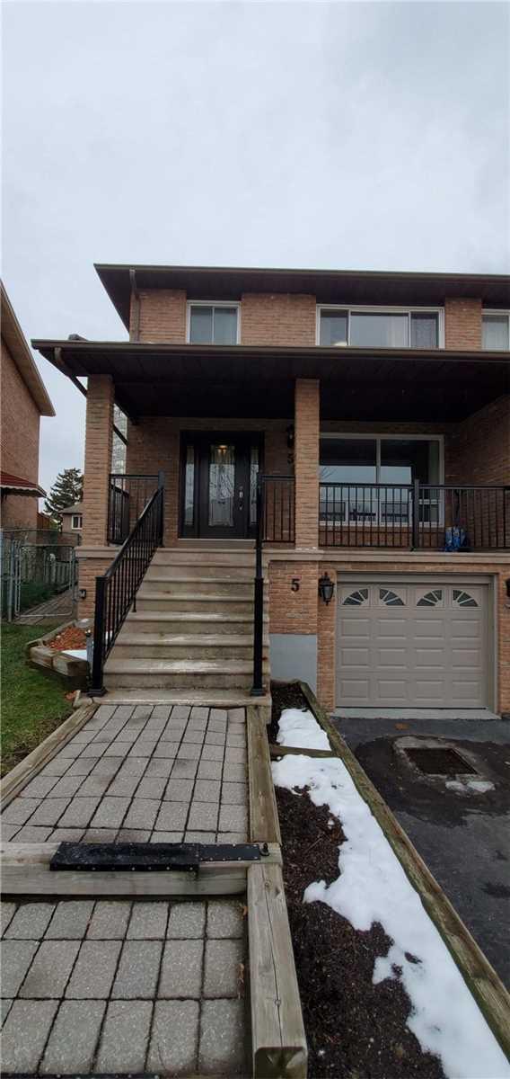 5 Ivan Nelson Dr, House semidetached with 3 bedrooms, 2 bathrooms and 3 parking in Toronto ON | Image 1