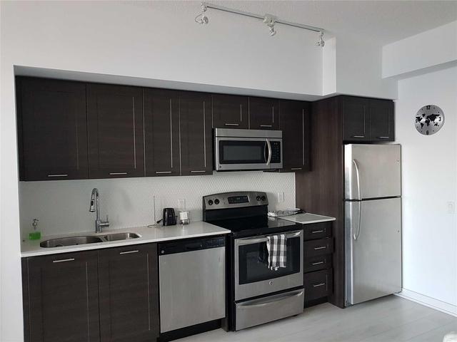 3902 - 2212 Lake Shore Blvd W, Condo with 2 bedrooms, 2 bathrooms and 1 parking in Toronto ON | Image 2