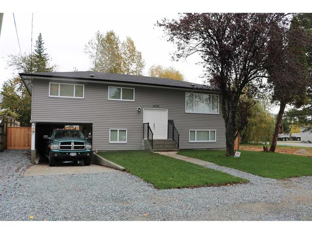 11278 206 Street, House detached with 5 bedrooms, 2 bathrooms and null parking in Maple Ridge BC | Card Image