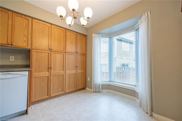 62 - 9 Ailsa Place, House attached with 3 bedrooms, 2 bathrooms and 2 parking in London ON | Image 6