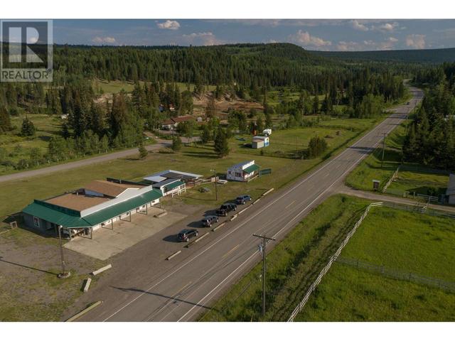 5504 Kennedy Road, House detached with 4 bedrooms, 3 bathrooms and null parking in Cariboo H BC | Image 27