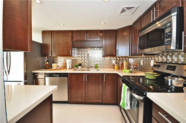 1506 - 350 Webb Dr, Condo with 2 bedrooms, 2 bathrooms and 2 parking in Mississauga ON | Image 8