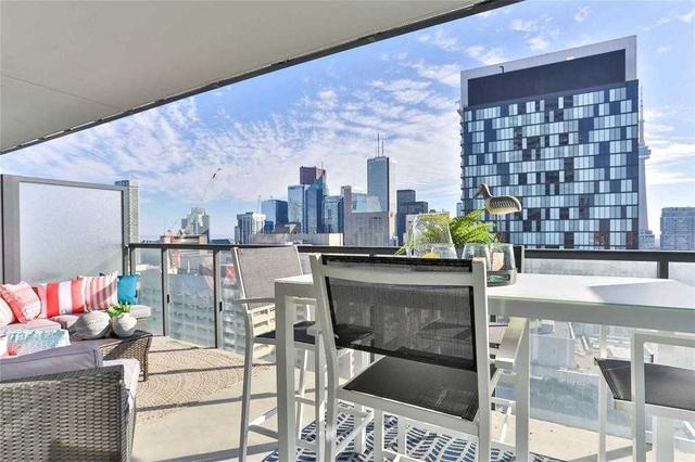 2408 - 488 University Ave, Condo with 2 bedrooms, 2 bathrooms and 0 parking in Toronto ON | Image 7