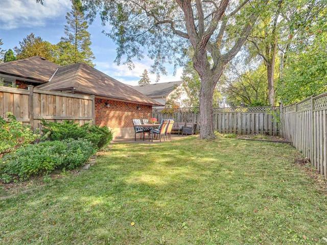 195 Berry Rd, House detached with 2 bedrooms, 2 bathrooms and 3 parking in Toronto ON | Image 13