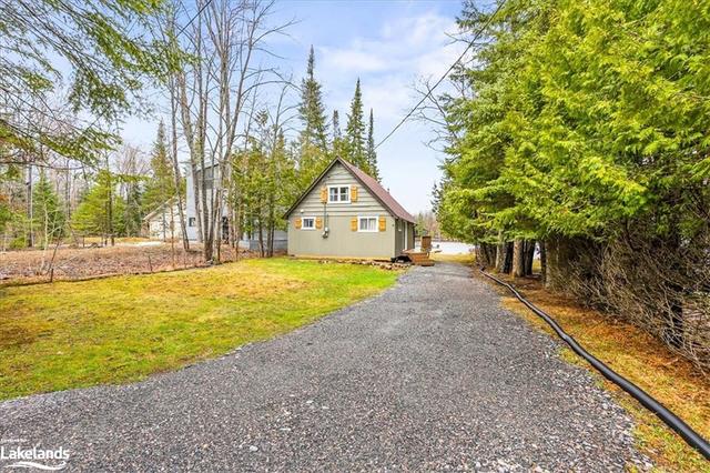 1083 Sharon Lake Drive, House detached with 3 bedrooms, 1 bathrooms and 7 parking in Minden Hills ON | Image 31
