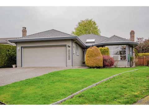 14871 21b Avenue, House detached with 3 bedrooms, 2 bathrooms and 6 parking in Surrey BC | Card Image