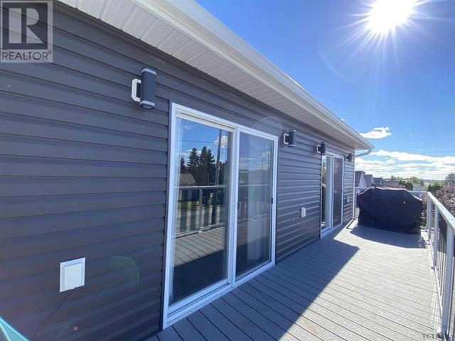 20 Laurier Ave, House detached with 2 bedrooms, 1 bathrooms and 5 parking in Timmins ON | Image 8