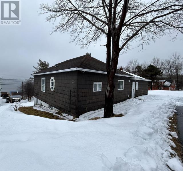 3 Seawards Lane, House detached with 3 bedrooms, 2 bathrooms and null parking in Clarenville NL | Image 1