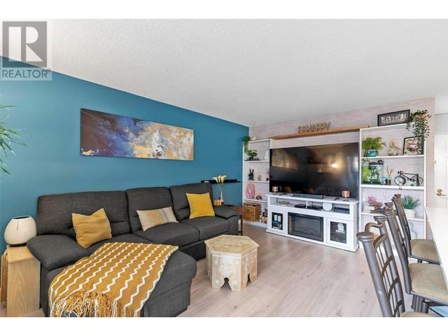 129 - 495 All Star Court, Condo with 3 bedrooms, 1 bathrooms and 1 parking in Kelowna BC | Image 5
