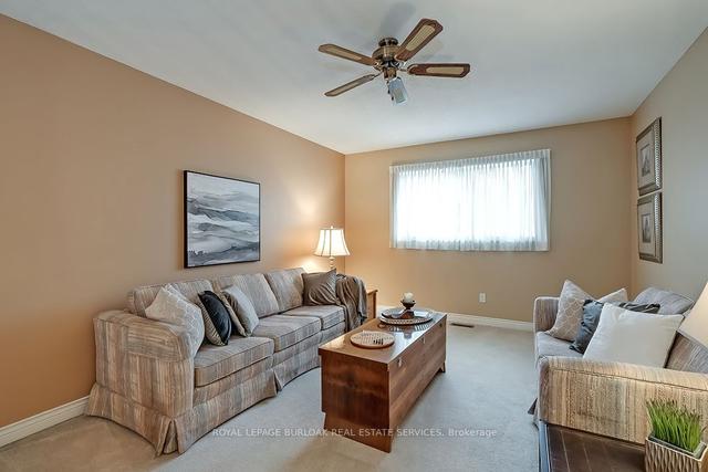 3 - 3045 New St, Townhouse with 2 bedrooms, 3 bathrooms and 3 parking in Burlington ON | Image 11
