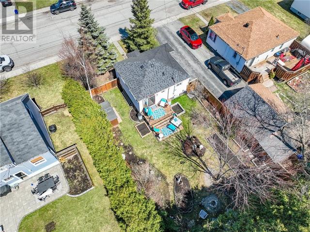209 Third Avenue, House detached with 2 bedrooms, 1 bathrooms and null parking in Greater Sudbury ON | Image 36