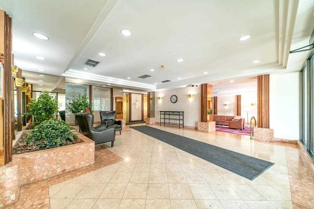 2301 - 22 Hanover Rd, Condo with 2 bedrooms, 2 bathrooms and 2 parking in Brampton ON | Image 23