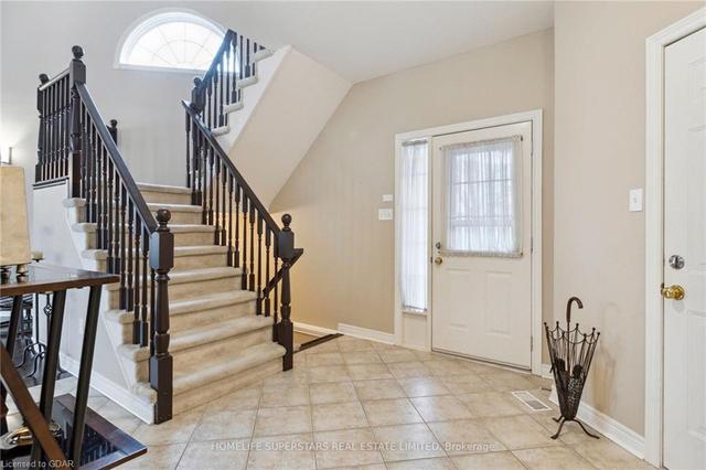 755 Willow Road, House attached with 3 bedrooms, 2 bathrooms and 4 parking in Guelph ON | Image 29