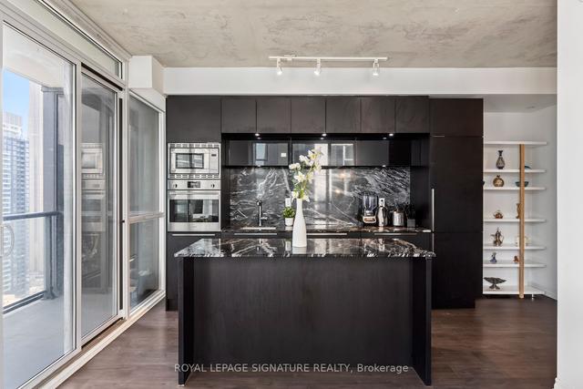 3402 - 88 Blue Jays Way, Condo with 1 bedrooms, 1 bathrooms and 1 parking in Toronto ON | Image 6