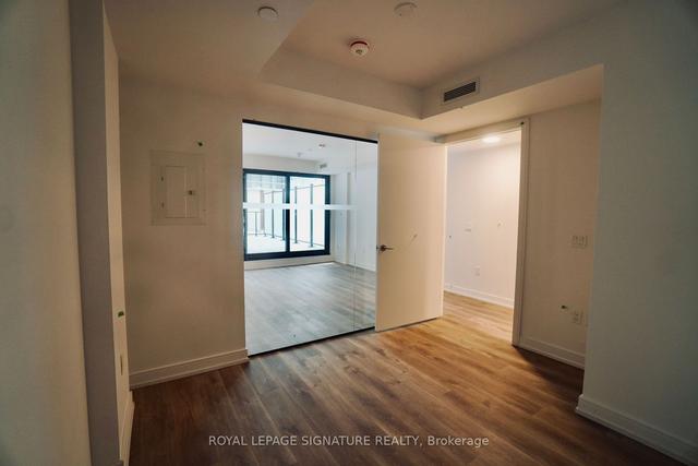 325 - 1 Jarvis St, Condo with 1 bedrooms, 1 bathrooms and 0 parking in Hamilton ON | Image 3