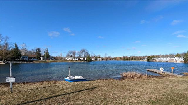 27 Trillium Beach Dr, Condo with 2 bedrooms, 1 bathrooms and 3 parking in Puslinch ON | Image 6